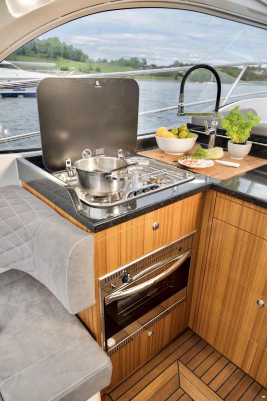 Marex 360 Cabriolet Cruiser