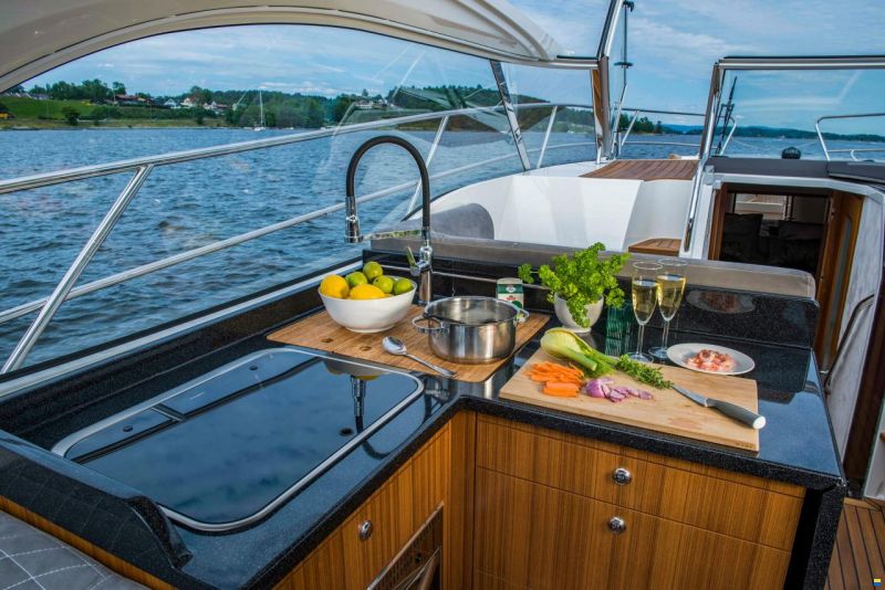 Marex 360 Cabriolet Cruiser