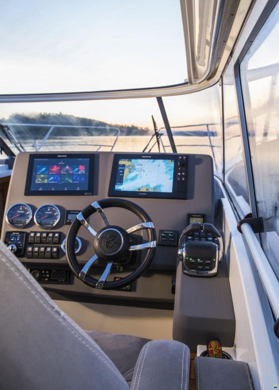 Marex 360 Cabriolet Cruiser