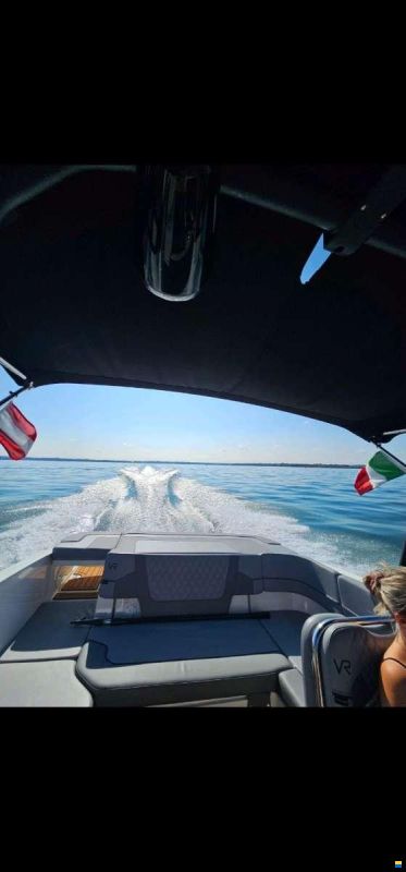Bayliner VR6E IB 250 PS