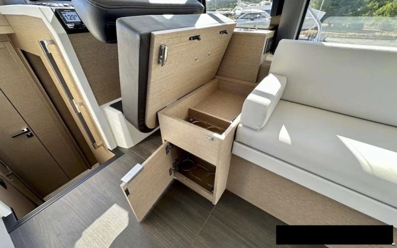 Jeanneau Prestige 420 Fly