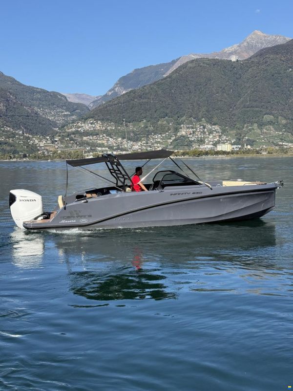 Manara Infinity 28'