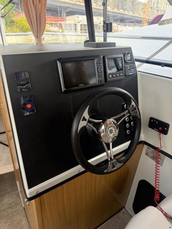 Manara Pilothouse 775 Pleasure