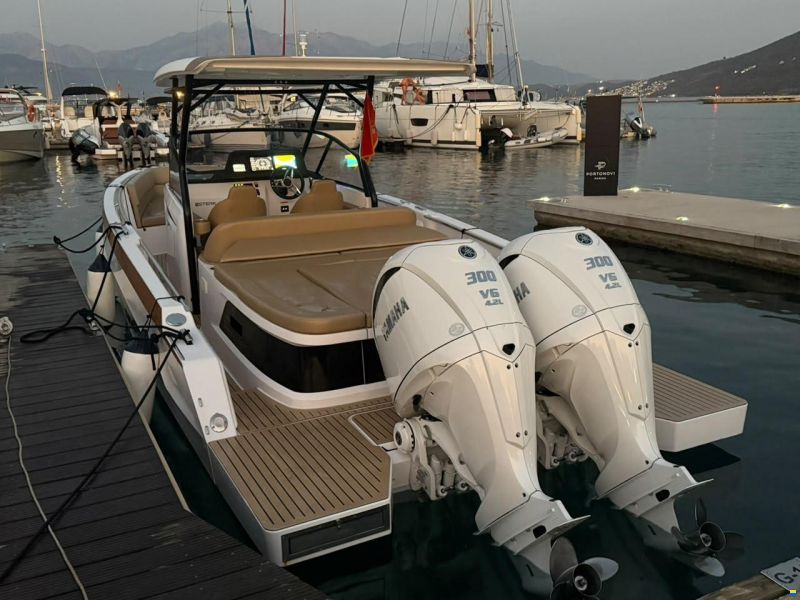 Sterk 31 RC