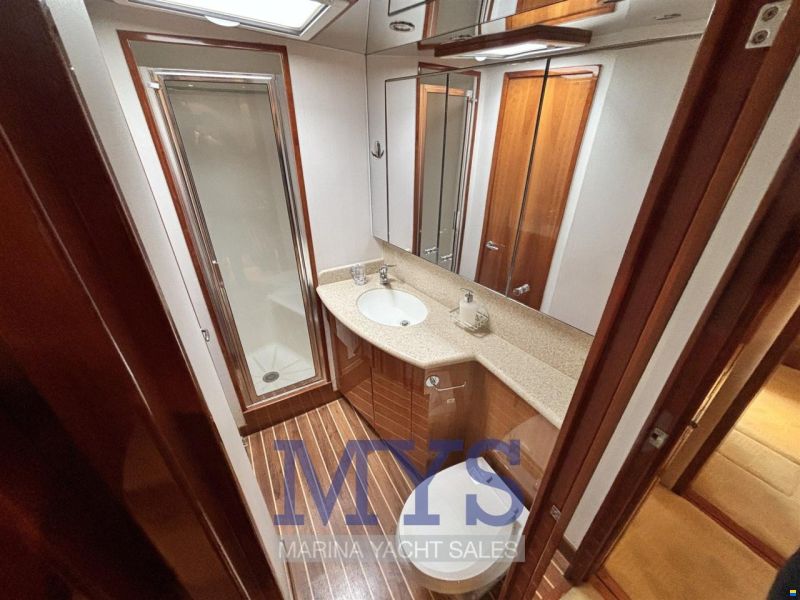Hatteras 54 Convertible
