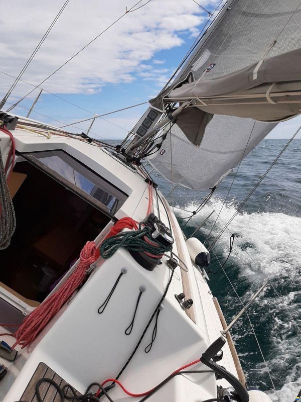 Beneteau FIRST 35