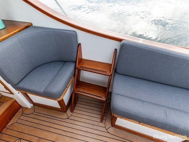 Rapsody 40 Offshore