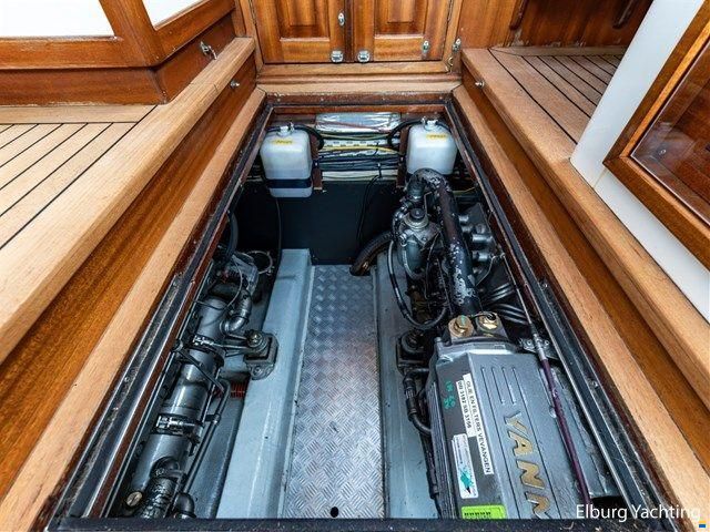 Rapsody 40 Offshore
