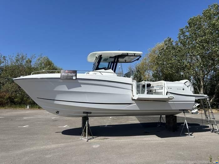 Jeanneau Cap Camarat 9.0 CC Series 2