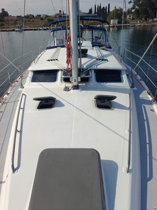 Hunter 44 DS