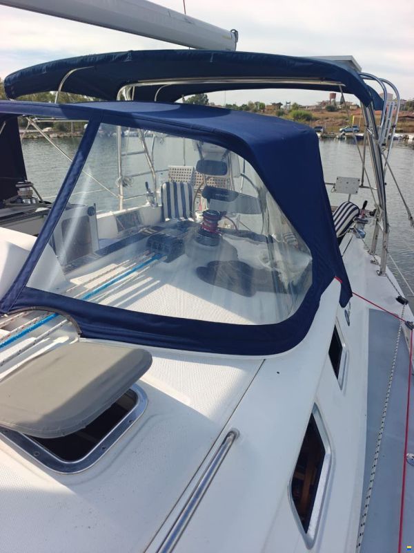 Hunter 44 DS