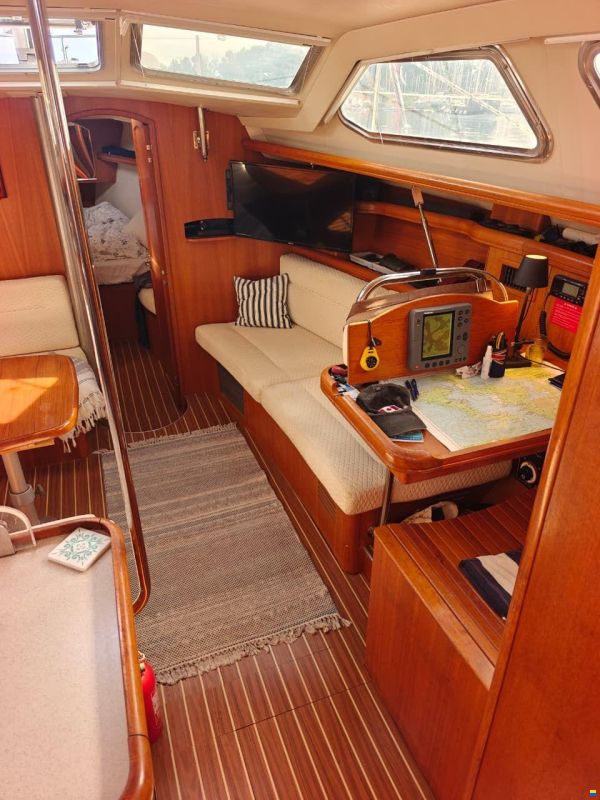 Hunter 44 DS