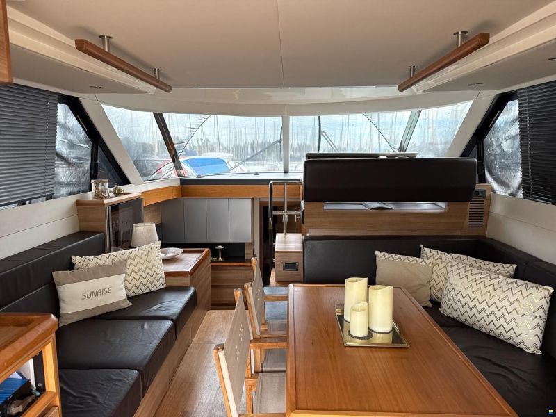 Sealine F42