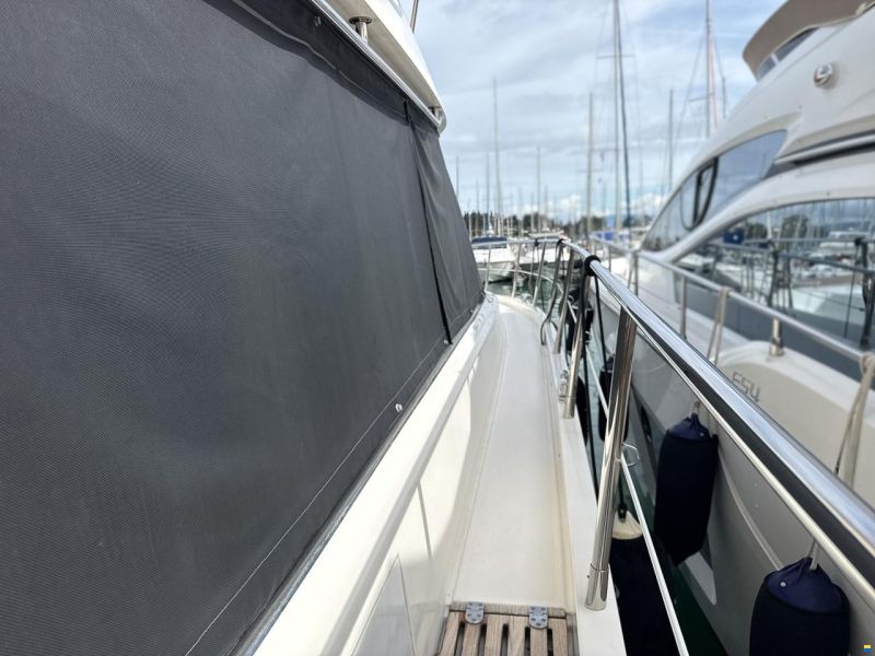 Sealine F42