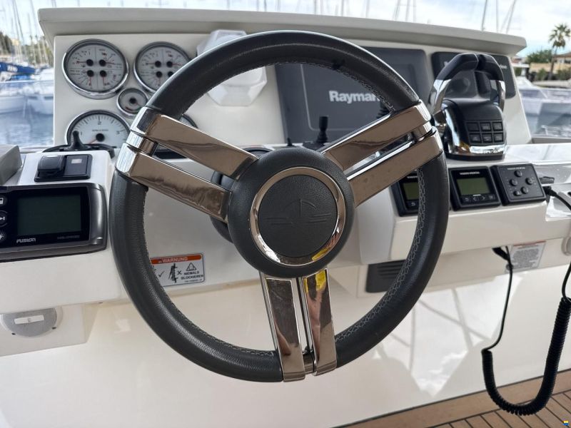 Sealine F42