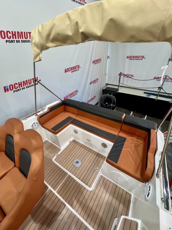 Aqua Royal 680