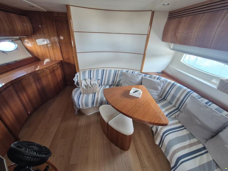 Pershing 46