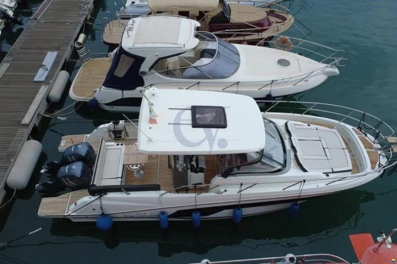 Jeanneau Cap Camarat 10.5 WA 2 Serie