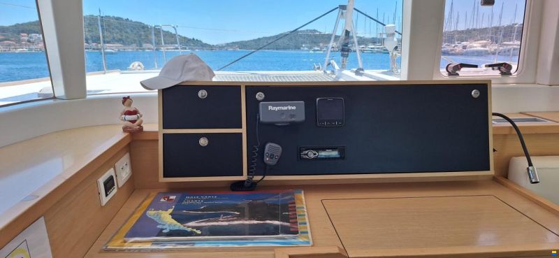 Lagoon 450 F