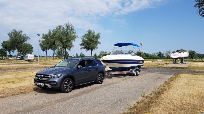 Bayliner 212 Cuddy
