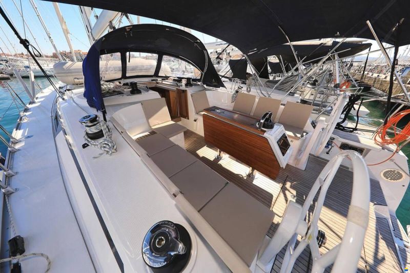 Bavaria CRUISER 46