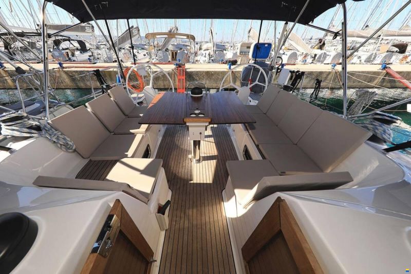 Bavaria CRUISER 46