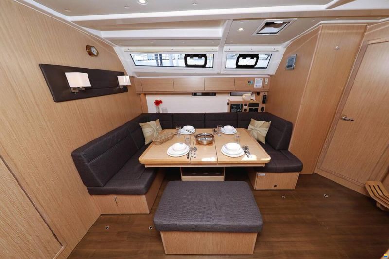 Bavaria CRUISER 46