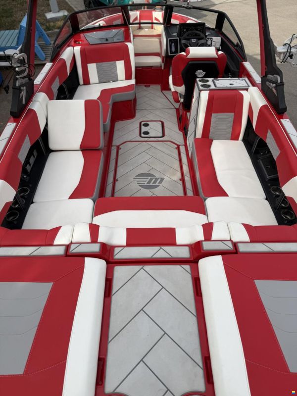 Malibu 25LSV