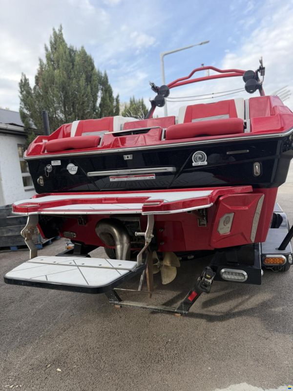 Malibu 25LSV