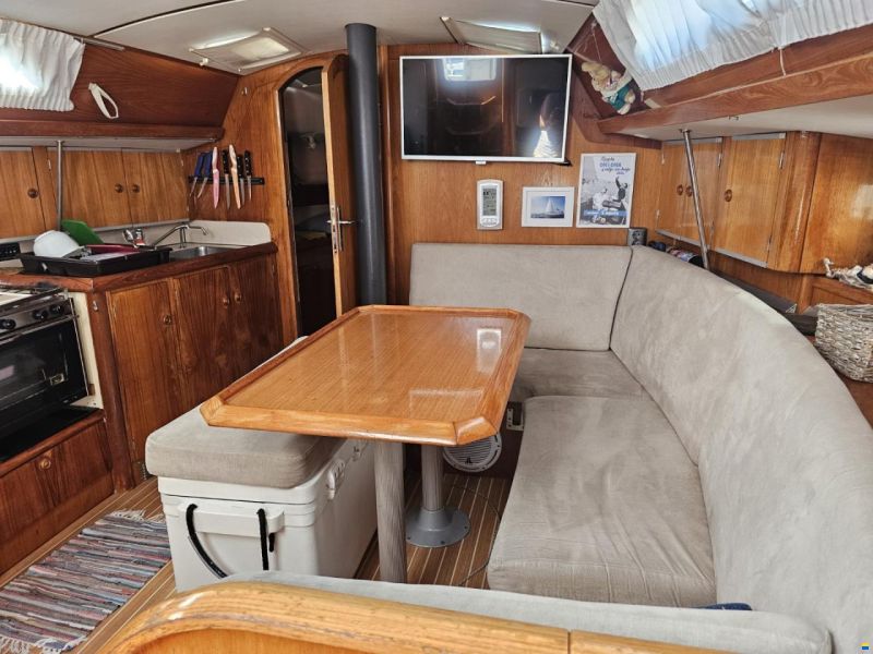 Jeanneau Sun Odyssey 37.2