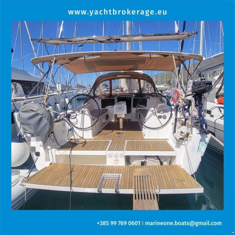 Dufour 382 GRAND LARGE