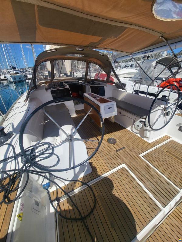 Dufour 382 GRAND LARGE