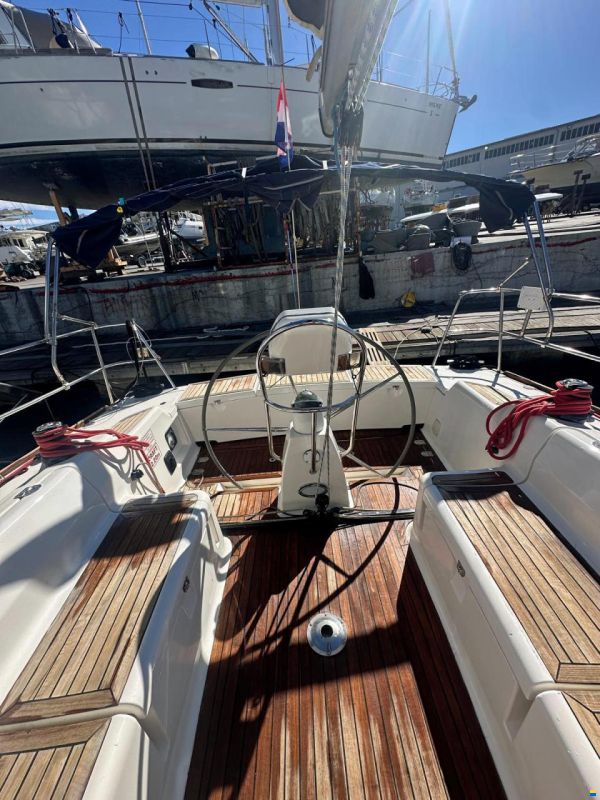 Salona 45
