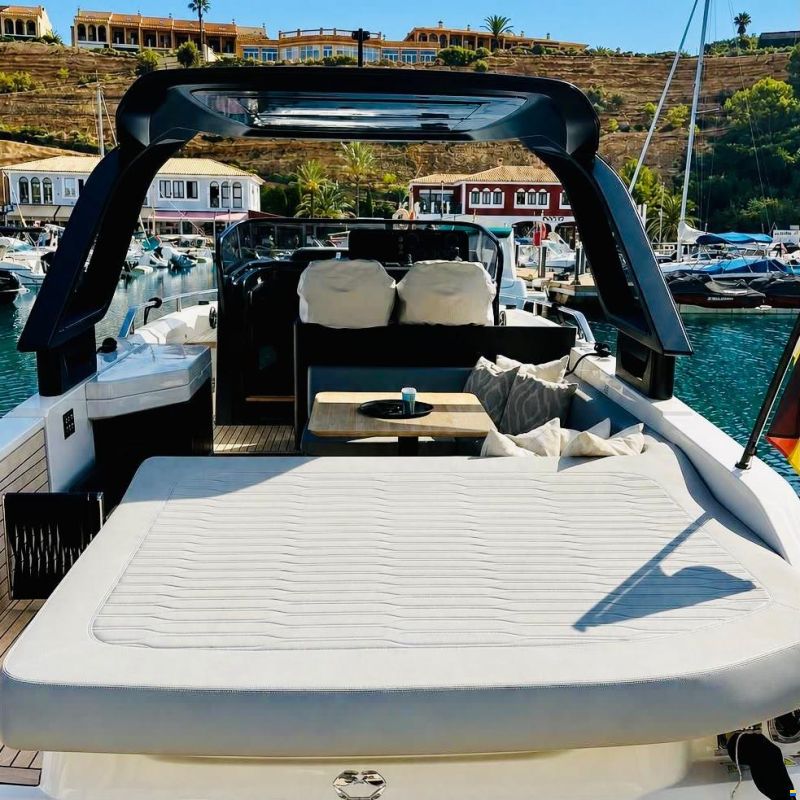 Cranchi A32 Luxury Tender