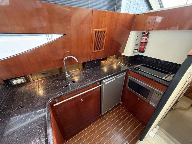 Fairline Phantom 46