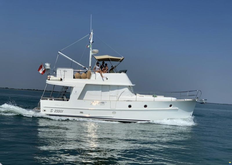 Beneteau Swift Trawler 42
