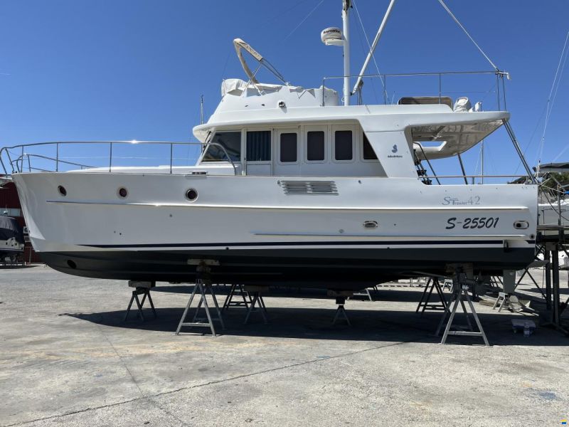 Beneteau Swift Trawler 42