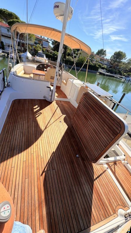 Beneteau Swift Trawler 42