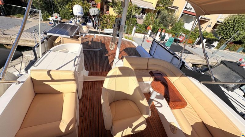 Beneteau Swift Trawler 42