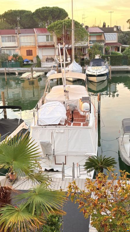 Beneteau Swift Trawler 42