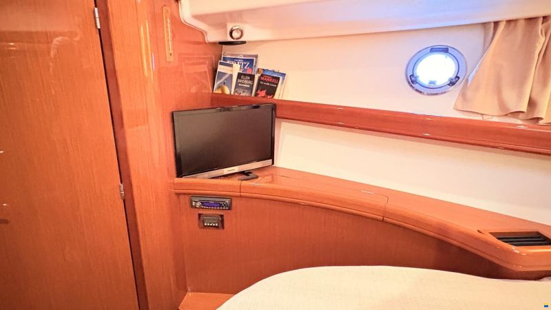 Beneteau Swift Trawler 42