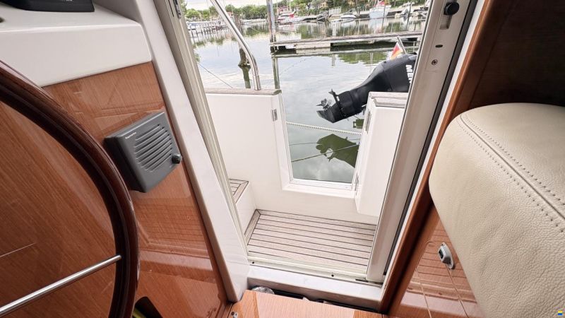 Beneteau Swift Trawler 42