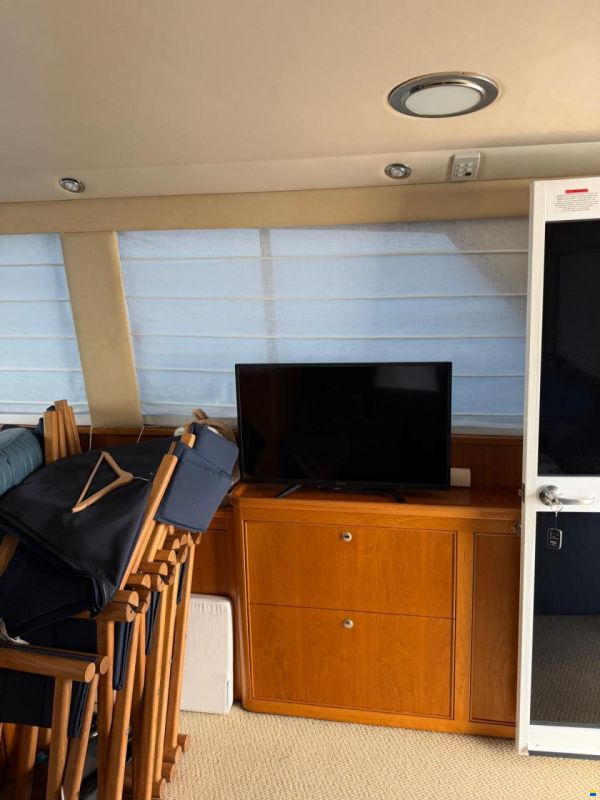 Riviera Marine 43