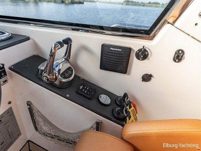 Trader 42 - Cabrio