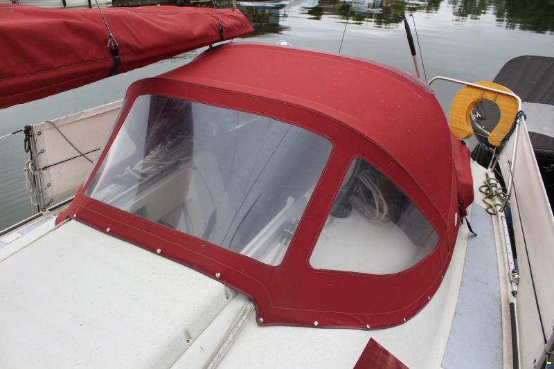 Dehler 28