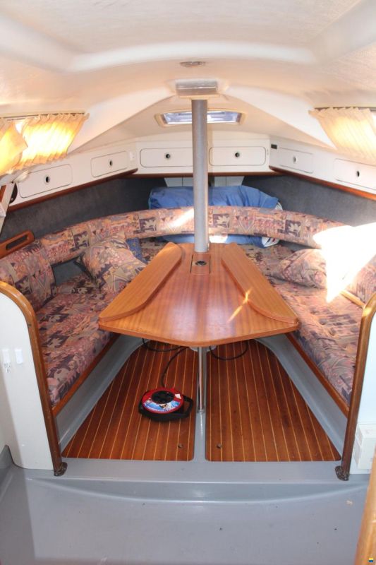 Dehler 28