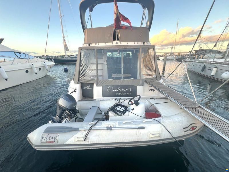 Sea Ray 400 Sedan Bridge