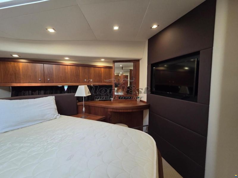 Sunseeker Manhattan 70