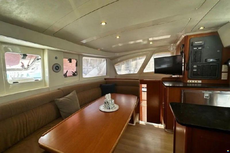 Leopard 38