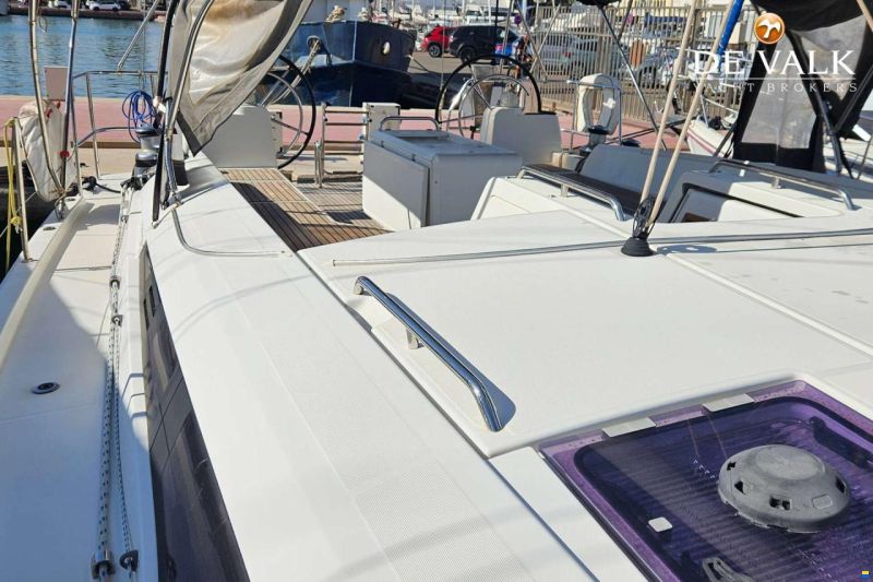 Jeanneau 54